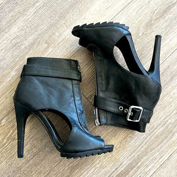 Black Open Toe Booties - Picture 1 of 5